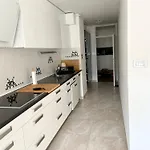Black & White Hideaway With Garage Ljubljana